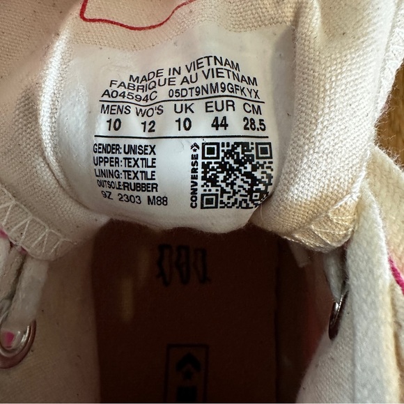 Converse Chuck Taylor High Top Hot Pink Canvas Sneakers Size 12 Barbiecore - Picture 10 of 12